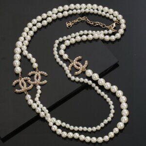 Chanel pearl necklace
